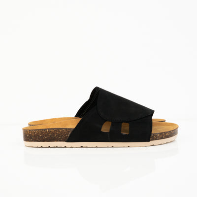 Genuine leather slippers T25