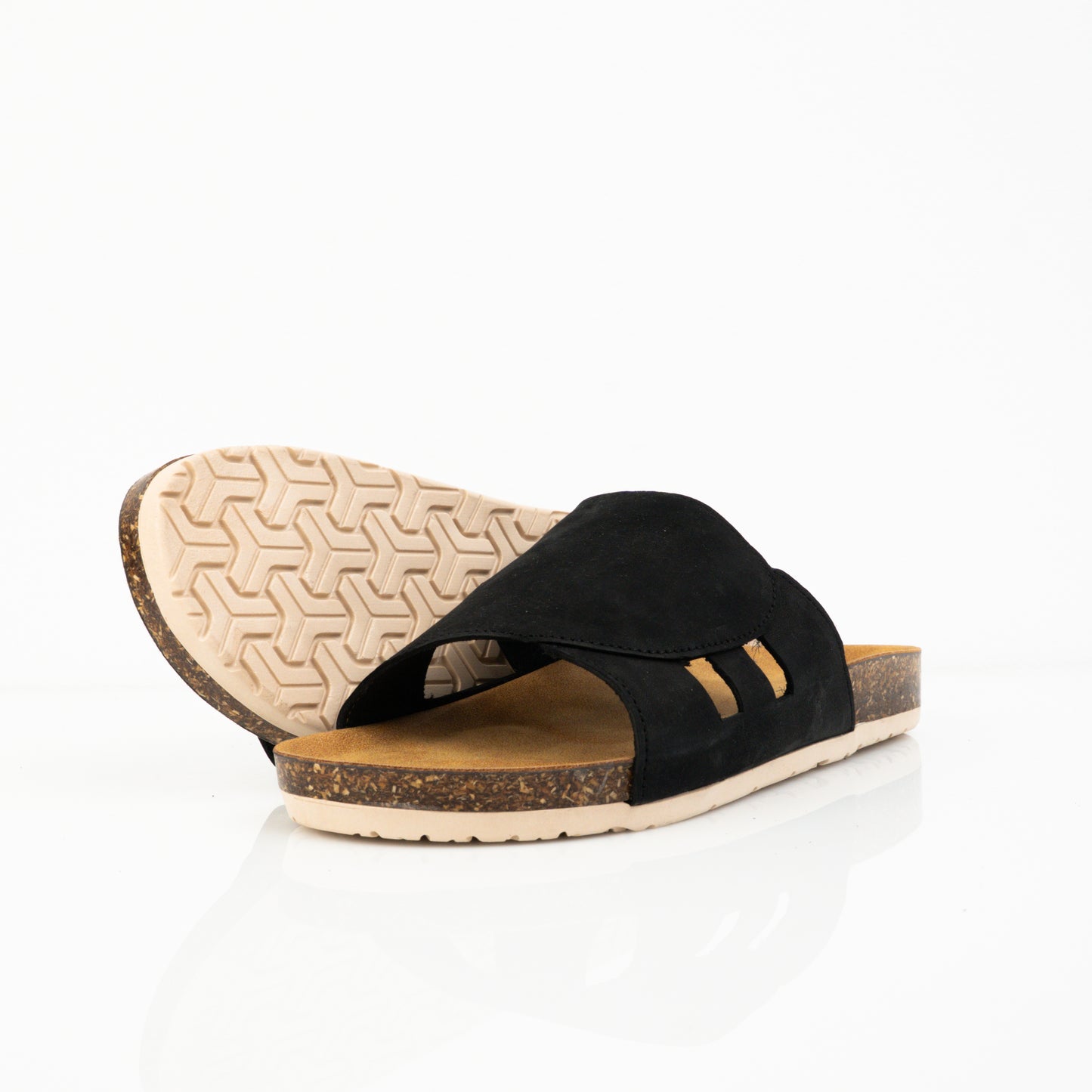 Genuine leather slippers T25