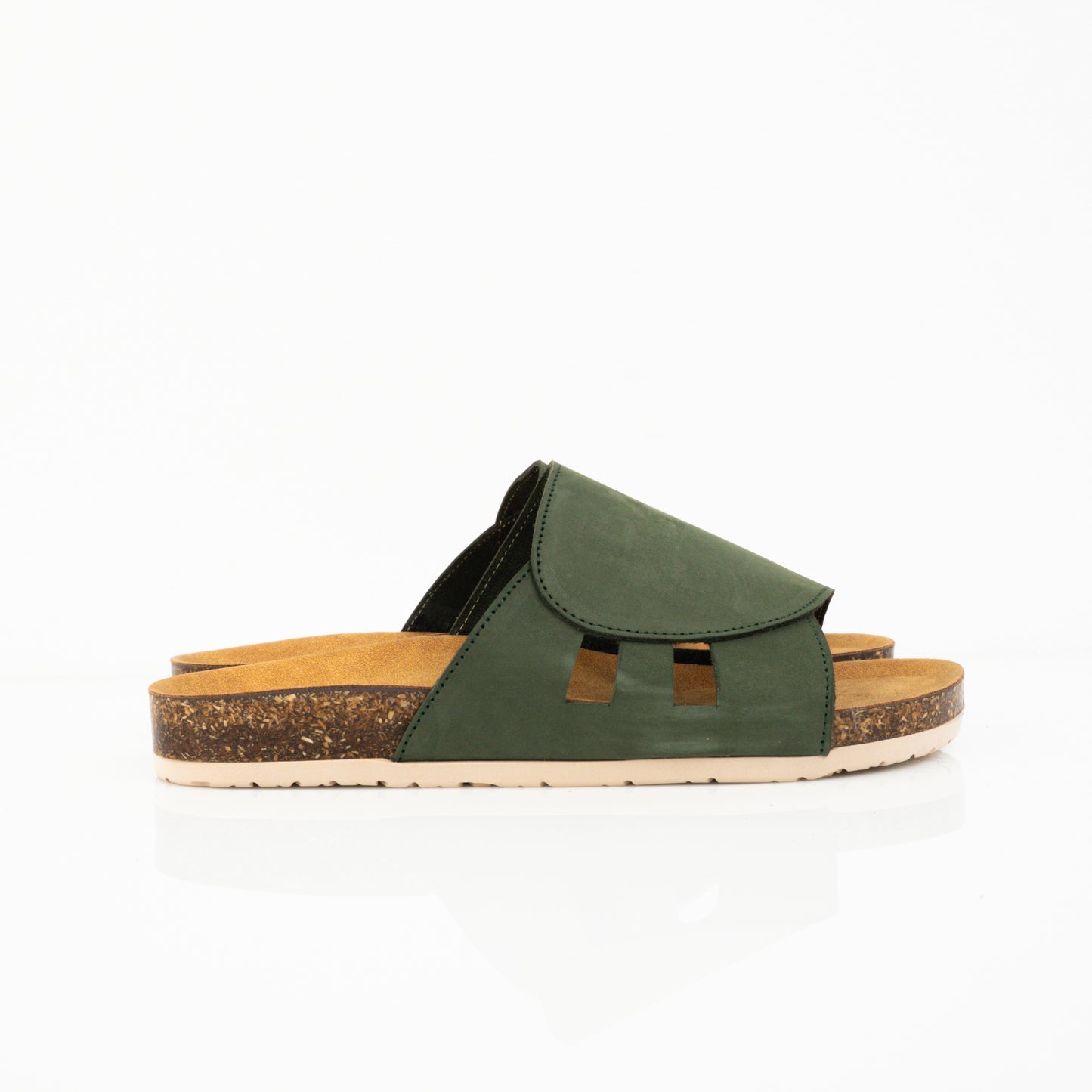 Genuine leather slippers T25